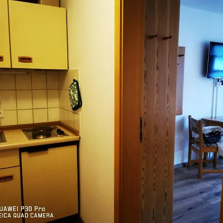 Apartment Chrysantihof - Mony 2*